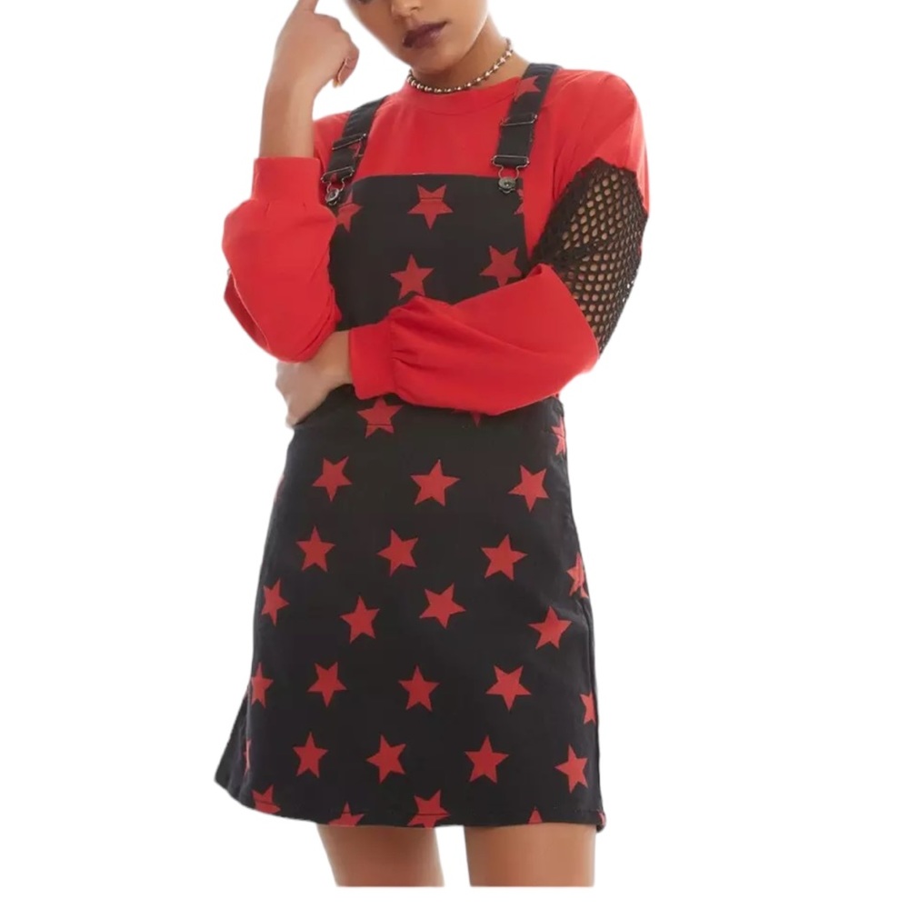 NWT HOT TOPIC x BLACKHEART Black & Red Star Denim Skirtall